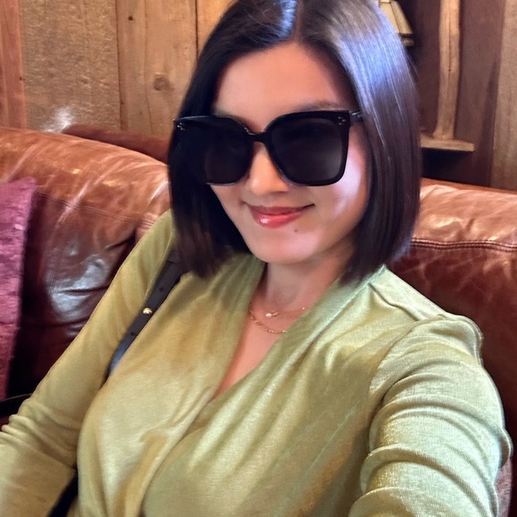 olive wrap top - Picture 3 of 3